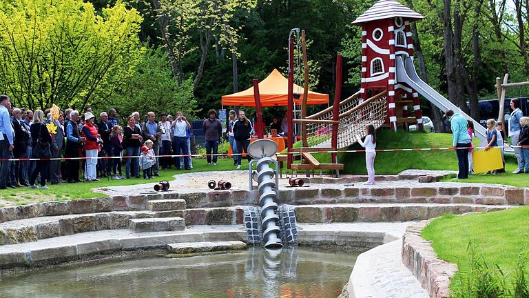 Der neue Wasserspielplatz in der Schützenstraße. Werner Vogel       -  Der neue Wasserspielplatz in der Schützenstraße. Werner Vogel