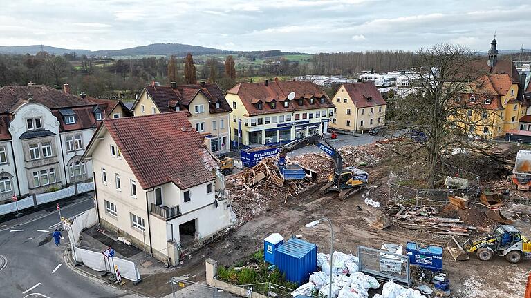 Der Gasthof Post und das umliegende Areal in Ebern wurden abgerissen.