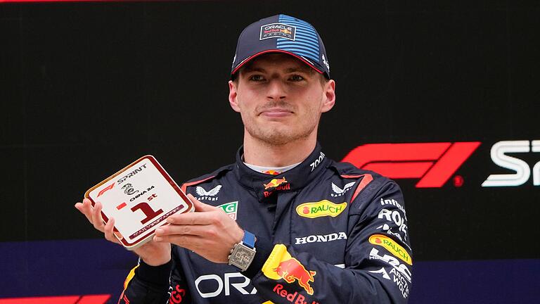 Max Verstappen.jpeg - Red-Bull-Pilot Max Verstappen siegte im ersten Sprintrennen der Saison. Max Verstappen.jpeg - Red-Bull-Pilot Max Verstappen siegte im ersten Sprintrennen der Saison.