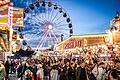 Gleich am ersten Tag gut besucht: Das Würzburger Frühjahrsvolksfest auf der Talavera ist eröffnet.