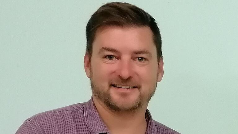 Bürgermeister Thilo Wehner befindet sich in seiner zweiten Amtsperiode als Ortsoberhaupt von Sondheim/Rhön. Bürgermeister Thilo Wehner befindet sich in seiner zweiten Amtsperiode als Ortsoberhaupt von Sondheim/Rhön.