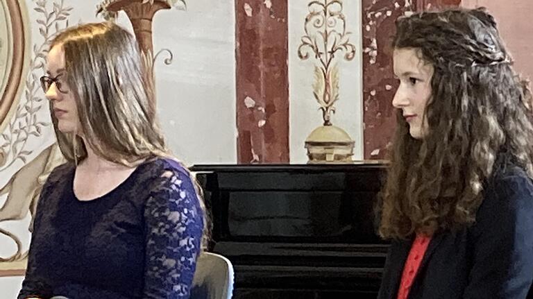 Annika Wägelein und Susanne Ackva. Annika Wägelein und Susanne Ackva.