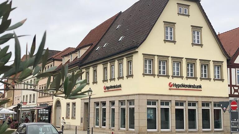 Die HypoVereinsbank in der Hauptstraße in Haßfurt.