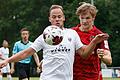 Moritz Schubert (links) vom TSV Rottendorf kontrolliert den Ball vor Marcel Behr von der DJK Schwebenried/Schwemmelsbach. In der Tabelle sieht es vor dem letzten Spieltag&nbsp; der Vorrunde anders aus: Schwebenried steht vor Rottendorf und ist sicher in der Aufstiegsrunde dabei, während die Rottendorfer noch um ihre Teilnahme an dieser bangen müssen.