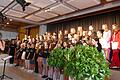 Schulband und Chorklassen der Ignaz-Reder-Realschule unter Leitung von Sybille Scholz-Eckert in Aktion.