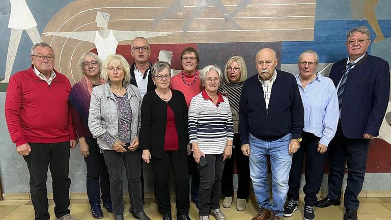 Von links nach rechts: Wilfried Lutz, Marion Both, Elke Langer, Thomas Blumenau, Petra Blumenau Angelika Rudolph, Martha Lutz, Helga Rommel, Harald Czech, Sieglinde Ploner und Norbert Ploner.