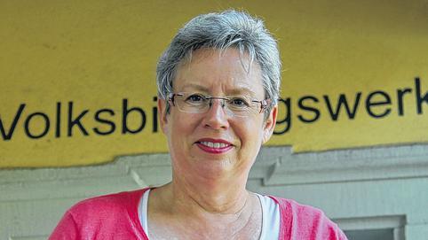 Susanne Holst-Steppat, Leiterin der VHS Volkach.