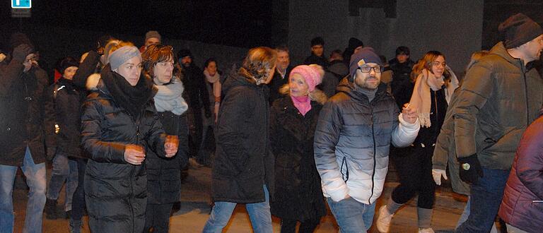 Der angemeldete Protestzug gegen Corona-Maßnahmen in Kitzingen.