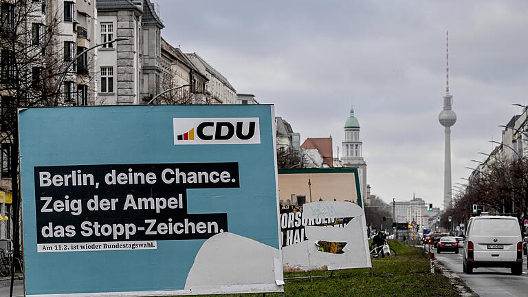 Wahlen in Berlin - Wahlplakate.jpeg - Die CDU setzt auf eine Denkzettelwahl für die Ampel. Wahlen in Berlin - Wahlplakate.jpeg - Die CDU setzt auf eine Denkzettelwahl für die Ampel.