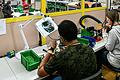In den Mainfränkischen Werkstätten in Würzburg gibt es viele Jobs: Eine Tätigkeit auf dem ersten Arbeitsmarkt zu finden, ist für viele Menschen mit Behinderung dagegen eher schwer (Archivbild).