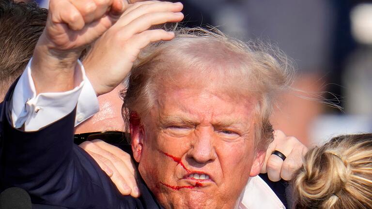Attentat auf Trump - Trump will seinen Wahlkampf auch nach dem Attentat forsetzen. Attentat auf Trump - Trump will seinen Wahlkampf auch nach dem Attentat forsetzen.