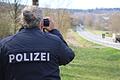 Einmal im Jahr findet ein bayernweiter Blitzmarathon statt. Hier die Messstelle der Bad Brückenauer Polizeistation an der Staatsstraße bei Riedenberg.       -  Einmal im Jahr findet ein bayernweiter Blitzmarathon statt. Hier die Messstelle der Bad Brückenauer Polizeistation an der Staatsstraße bei Riedenberg.