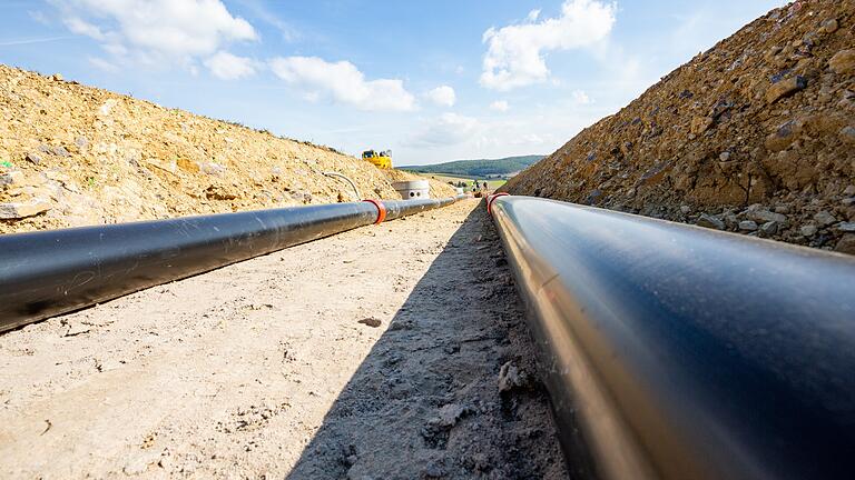 Der SuedLink läuft auch durch den Landkreis Main-Spessart: Unser Bild zeigt das Erdkabel, das der Netzbetreiber TransnetBW auf einem Acker in Güntersleben verlegt hat, um den Einfluss der Erdkabel auf Böden und Pflanzen zu untersuchen.