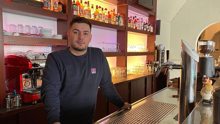 Ahmet-Iulian Celik hat im ehemaligen Lichtspielhaus in Marktheidenfeld eine neue Bar unter dem Namen 'DownTown' eröffnet.