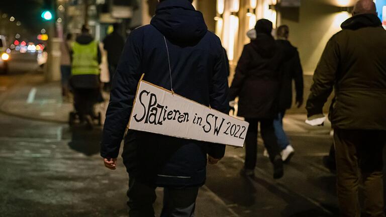 Nur einzelne 'Spaziergänger' wurden am Sonntagabend in Schweinfurt gesichtet. Die Aktionen konzentrierten sich mehr auf Gerolzhofen.&nbsp;