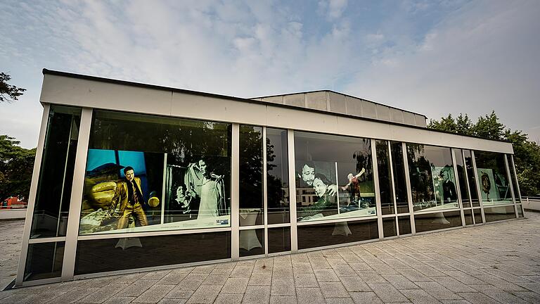 Für die Leitung für das derzeit wegen der Generalsanierung geschlossene Schweinfurter Theater hat die Stadt bereits einen Nachfolger eingestellt, der Anfang 2022 seine Arbeit aufnimmt. Für die Leitung für das derzeit wegen der Generalsanierung geschlossene Schweinfurter Theater hat die Stadt bereits einen Nachfolger eingestellt, der Anfang 2022 seine Arbeit aufnimmt.