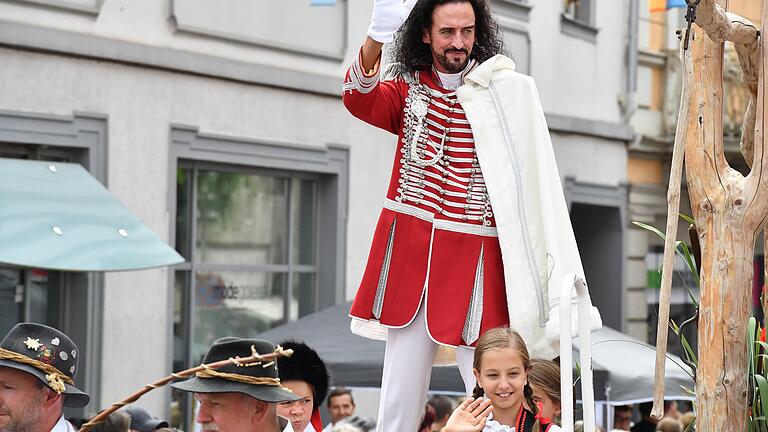 Fürst Férenc Rákóczi ist der Namensgeber der Festes in Bad Kissingen und darf natürlich auch nicht fehlen.       -  Fürst Férenc Rákóczi ist der Namensgeber der Festes in Bad Kissingen und darf natürlich auch nicht fehlen.