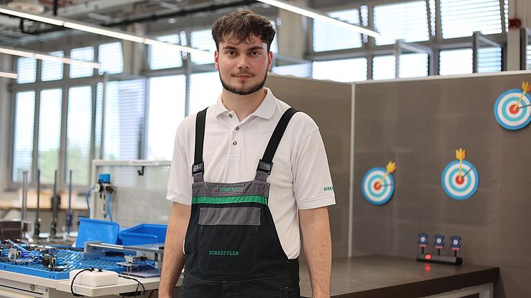 Lukas Eck mag die Abwechslung in seiner Ausbildung. Lukas Eck mag die Abwechslung in seiner Ausbildung.
