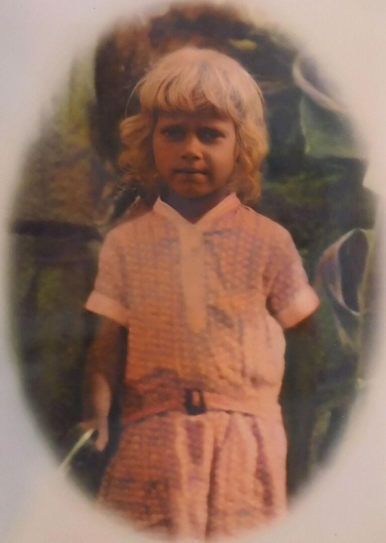 Auch ein Foto, das Hildegard Bergmann als Fünfjährige zeigt, ist im Familienalbum noch vorhanden. Auch ein Foto, das Hildegard Bergmann als Fünfjährige zeigt, ist im Familienalbum noch vorhanden.