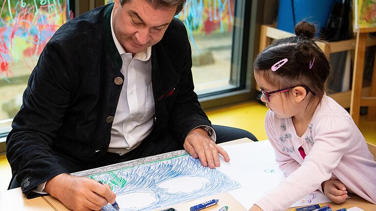 Markus Söder (CSU), Ministerpräsident von Bayern, will mit seiner neuen Regierung 180.000 zusätzliche Kinderbetreuungsplätze bis 2028 schaffen. (Archivfoto)