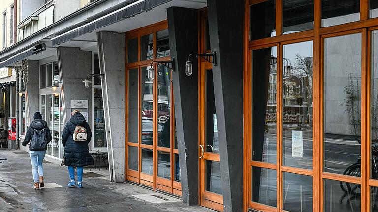 Die Pizzeria Zweiviertel la famiglia hat ihr Aus angekündigt. Die Pizzeria Zweiviertel la famiglia hat ihr Aus angekündigt. 