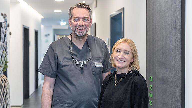 Dr. Axel Otto (links) und seine Frau Heidi Otto führen gemeinsam das Medizinische Versorgungszentrum Curvadent in Hafenlohr. Dr. Axel Otto (links) und seine Frau Heidi Otto führen gemeinsam das Medizinische Versorgungszentrum Curvadent in Hafenlohr.