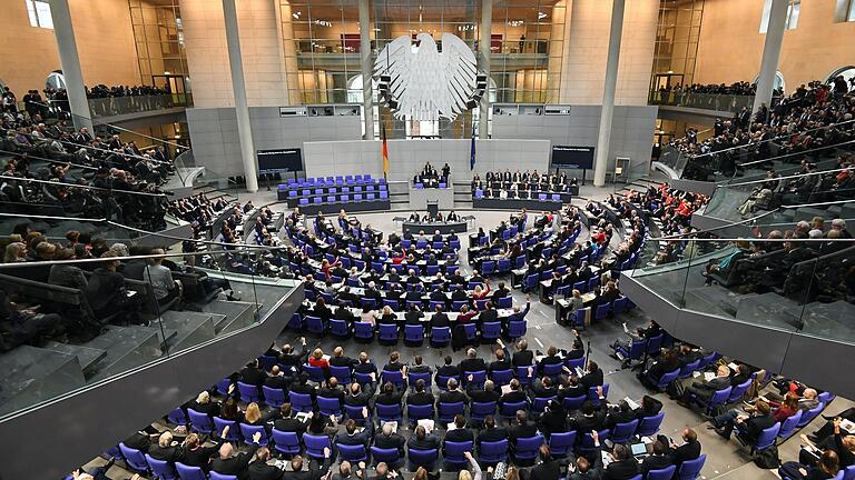 Am 26. September 2021 wird in Deutschland der neue Bundestag gewählt. Am 26. September 2021 wird in Deutschland der neue Bundestag gewählt.