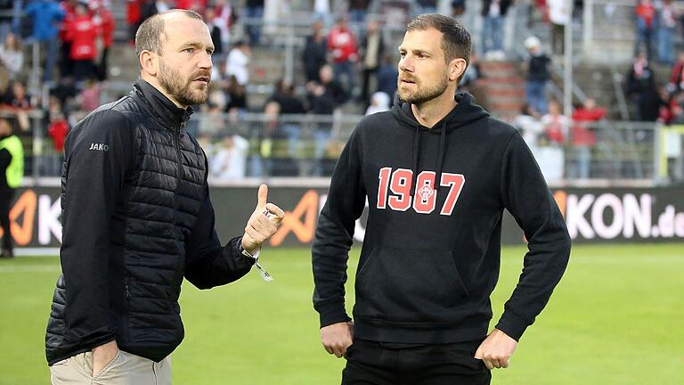 Sportdirektor Sebastian Neumann (links) und Trainer Marco Wildersinn arbeiten seit 2022 bei den Würzburger Kickers zusammen. Sportdirektor Sebastian Neumann (links) und Trainer Marco Wildersinn arbeiten seit 2022 bei den Würzburger Kickers zusammen.