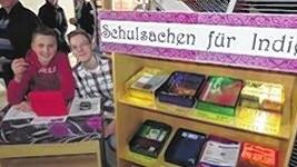 Schulsachen für Indien wurden auch beim Tag der offenen Tür gesammelt.