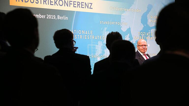 Peter Altmaier (CDU), Bundeswirtschaftsminister, eröffnet die Industriekonferenz 2019.