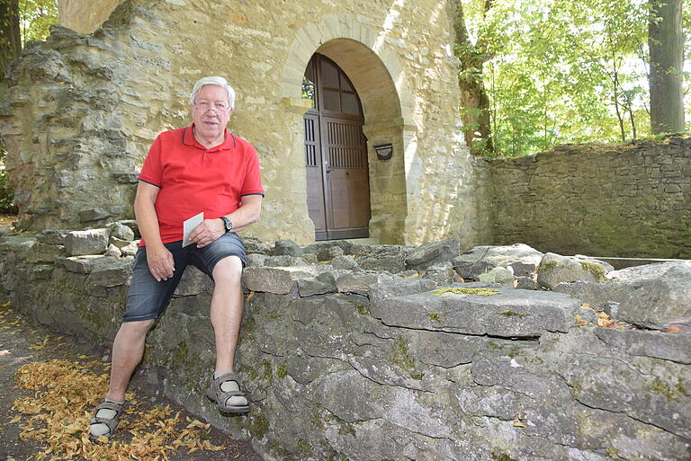 Eußenhausens ehemaliger Ortssprecher Kurt Herbert kennt die Geschichte der Kirche im Ellenbachtal, die bei unserem letzten Sommerrätsel gesucht wurde. Eußenhausens ehemaliger Ortssprecher Kurt Herbert kennt die Geschichte der Kirche im Ellenbachtal, die bei unserem letzten Sommerrätsel gesucht wurde.