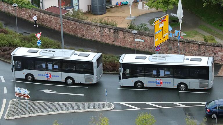 Die Lohrer Stadtwerke rechnen für 2023 beim Betrieb des Stadtbus-Netzes &quot;Lohrliner&quot; mit einem Defizit von rund 580.000 Euro.