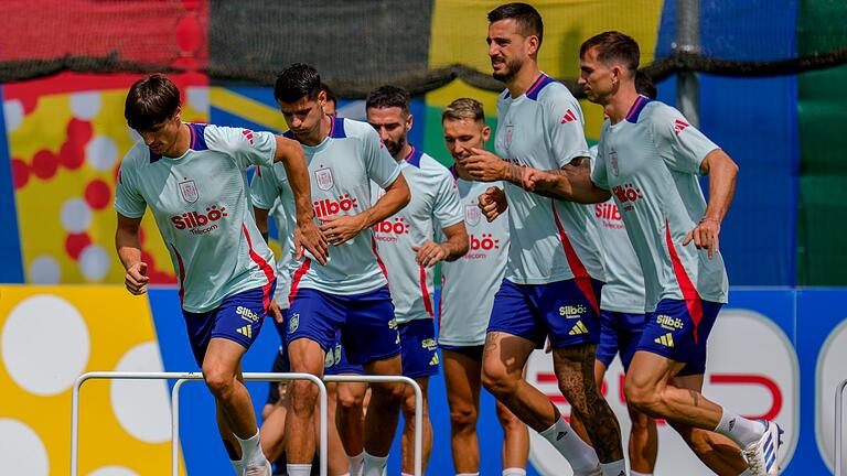 Euro 2024: Training Spanien       -  Spanien trifft im EM-Finale auf die Three Lions aus England.