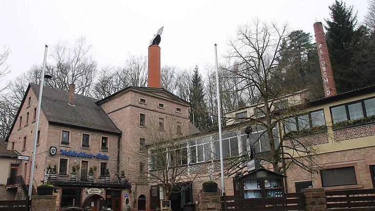 Die Waldschlossbrauerei in Frammersbach existiert seit 1886. Gegründet wurde sie von Pfarrern. Die Waldschlossbrauerei in Frammersbach existiert seit 1886. Gegründet wurde sie von Pfarrern.