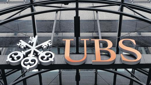 Einigung im Steuerstreit: Das Schweizer Geldhaus UBS zahlt dem deutschen Fiskus 300 Millionen Euro. Einigung im Steuerstreit: Das Schweizer Geldhaus UBS zahlt dem deutschen Fiskus 300 Millionen Euro.