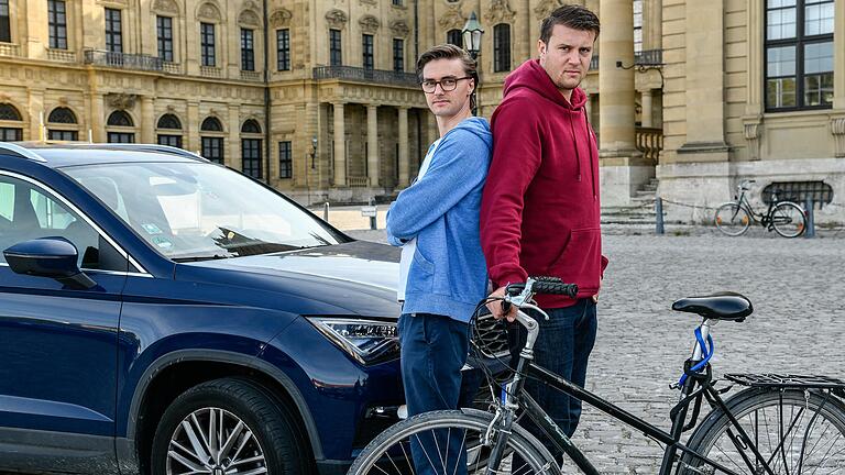 Wie kommt man am schnellsten durch die Stadt? Mit dem Fahrrad oder Auto? Oder sind es vielleicht doch die öffentlichen Verkehrsmittel? Wie kommt man am schnellsten durch die Stadt? Mit dem Fahrrad oder Auto? Oder sind es vielleicht doch die öffentlichen Verkehrsmittel?
