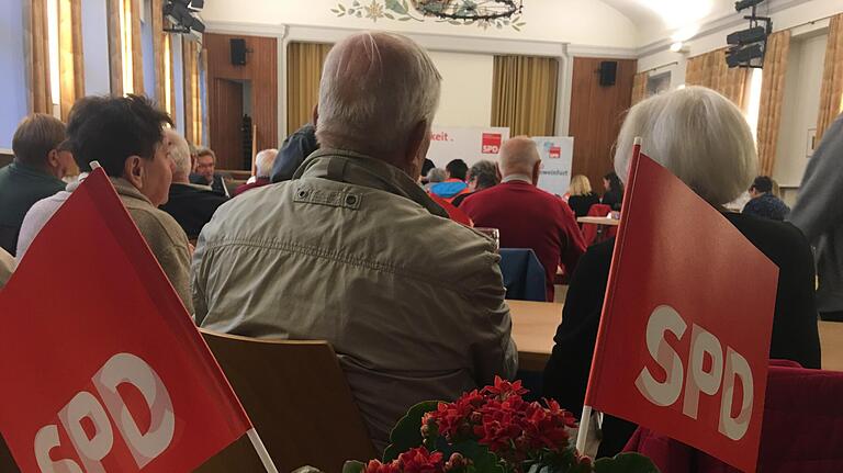 Die Nominierungsversammlung für die Oberbürgermeister-Kandidatur der Schweinfurter SPD fand im Naturfreundehaus statt. Die Nominierungsversammlung für die Oberbürgermeister-Kandidatur der Schweinfurter SPD fand im Naturfreundehaus statt.