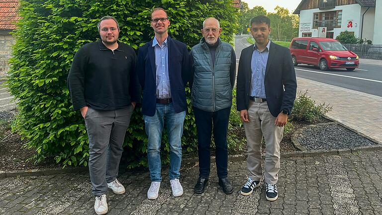 Joshua Türk (Stellvertretender Vorsitzender FDP Rhön Grabfeld), Christian Hornung (Vorsitzender FDP Bad Neustadt), Stefan Rath (Stellvertretender Vorsitzender FDP Bad Neustadt), Elias Schmidt (Schriftführer FDP Bad Neustadt)