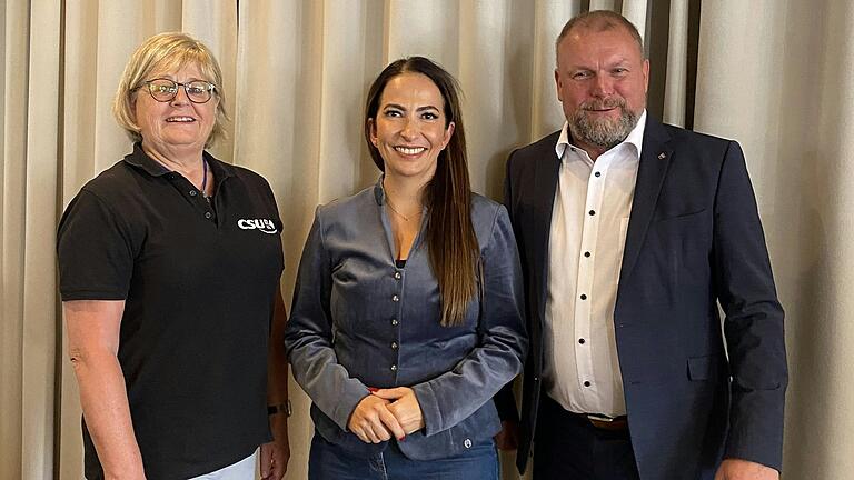 CSU Ortsvorsitzende Anita Feuerbach, Bundestagskandidatin Dr. Hülya Düber, CSU Kreisvorsitzender Landrat Thomas Eberth