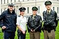 Neue Polizeiuniform in Bayern       -  Archivbild: Polizeibeamte präsentieren am 14.04.2014 in München die neuen Uniformkonzepte der bayerischen Polizei im Vergleich zur bisherigen Uniform.