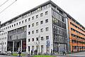 Das größte &bdquo;elektronische Postamt&ldquo; Deutschlands: das Rechenzentrum in Karlsruhe von außen.