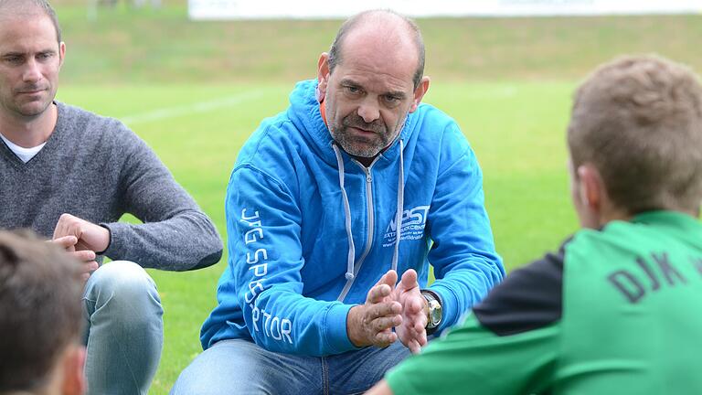Ist in der Region kein Unbekannter: Trainer Hilmar Ullrich. Ist in der Region kein Unbekannter: Trainer Hilmar Ullrich.