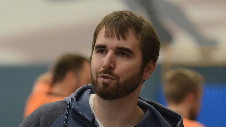 Fabian Barthel (Archivbild), Trainer der Basketballerinnen des TV Marktheidenfeld, kann beim Play-off-Spiel in München nicht dabei sein.