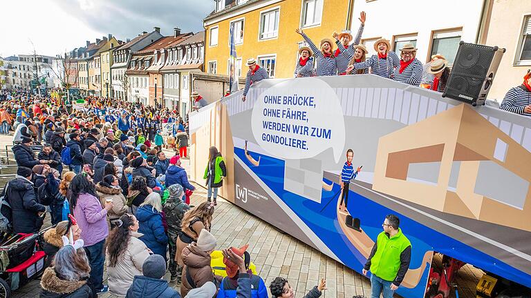 Zum ersten Mal dabei: Die Schweinfurter Wirtschaftsjunioren. Sie hatten einen kreativen Vorschlag, wie man eine jahrelange Sperrung der Maxbrücke lösen könnte: Mit dem OB als Gondoliere auf dem Main.