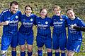 Von links: Tanja Benchert, Chiara Warmuth, Lena Grau und Michaela Weigand spielen bei den Männern des FV Rannungen/Pfändhausen/Holzhausen. Als Spielertrainer der Dritten freut sich Andreas Tschorn darüber.