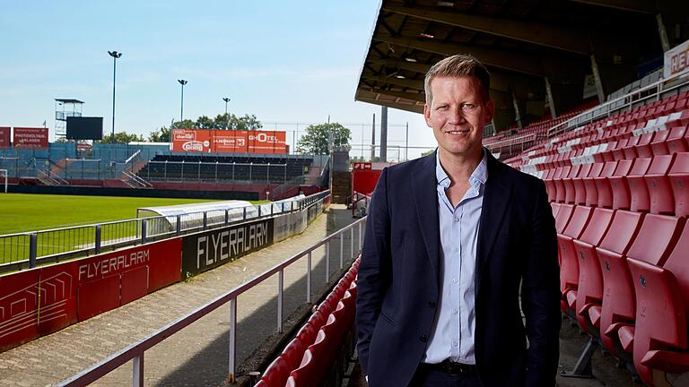 Der neue Vorstandsvorsitzende der Würzburger Kickers : André Herber. Der neue Vorstandsvorsitzende der Würzburger Kickers : André Herber.