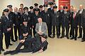 Anlässlich des 145-jährigen Bestehens der Freiwilligen Feuerwehr Helmstadt wurden verdiente Mitglieder ausgezeichnet. Zu den Geehrten gehörten Josef Baunach (sitzend, links) und Hermann Schlör (sitzend, rechts). Mit im Bild sind unter anderen: (von rechts) Vorsitzender Joachim Endres, Landrat Eberhard Nuß, Bürgermeister Edgar Martin und Kreisbrandmeister Manfred Brühler.