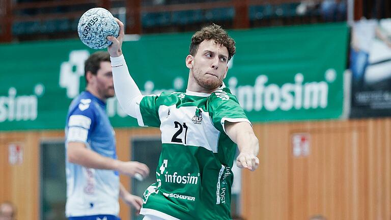 Tim Bauder war am Mittwoch einer von vier einsatzfähigen Feldspielern aus dem Drittliga-Kader der Wölfe Würzburg. Tim Bauder war am Mittwoch einer von vier einsatzfähigen Feldspielern aus dem Drittliga-Kader der Wölfe Würzburg.