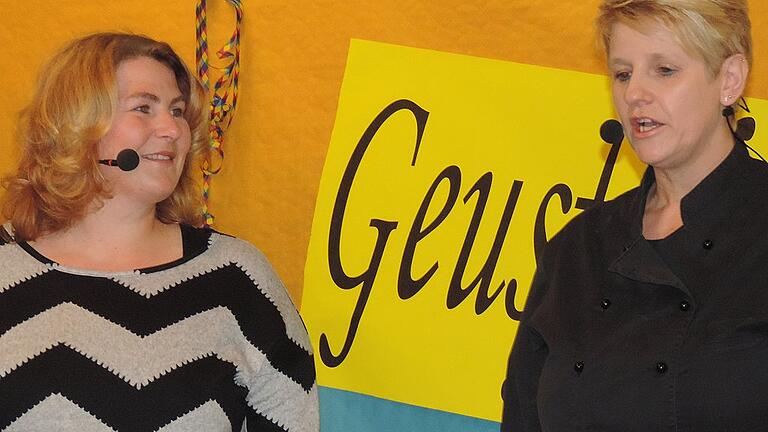 Das &bdquo;Geusfelder Dorfgespräch&ldquo; führten Katja Weigel (links) und Martina Stahl (rechts).