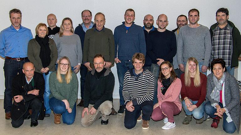 Ein Großteil der Kandidaten der Liste der Rienecker Jungen Wähler Union (RJWU) für die Stadtratswahl am 15. März 2020. Ein Großteil der Kandidaten der Liste der Rienecker Jungen Wähler Union (RJWU) für die Stadtratswahl am 15. März 2020.